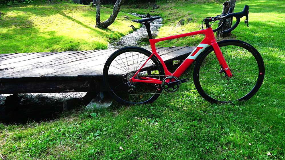 3T STRADA TEAM 試乗車