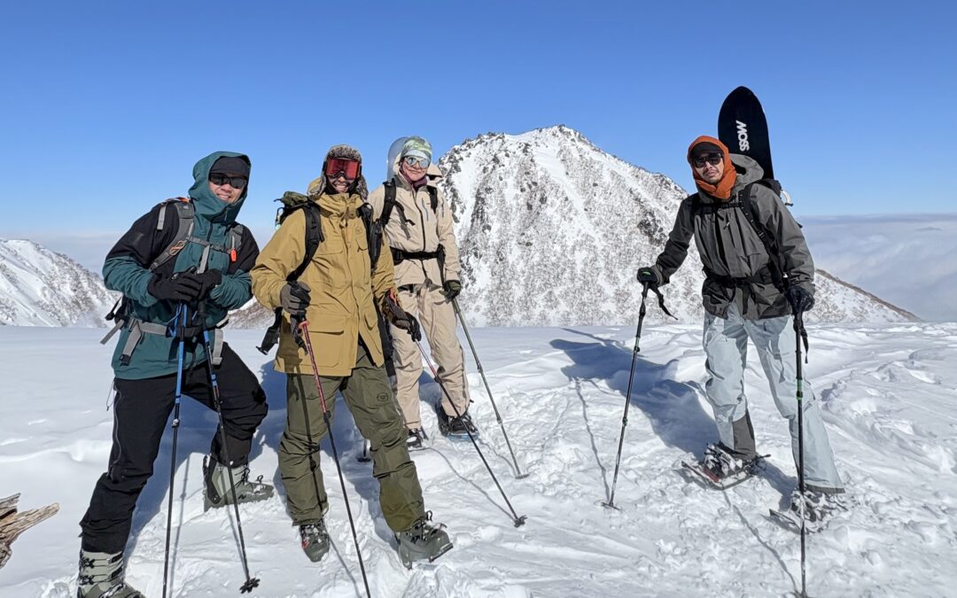 2DAYバックカントリーショートトリップ：雪山と旅を楽しむ大人の冒険